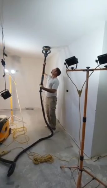 Spray Plastering Renovation Project for Commercial Building