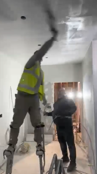 High-Quality Spray Finishes for Retail Commercial Spaces